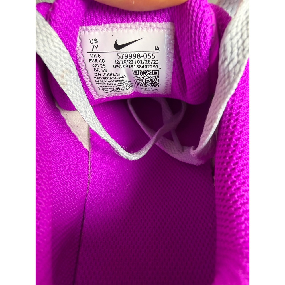 Nike Air Max IVO Kids 7Y Sneakers pure platinum/Hyper Pink 579998-055 - Picture 6 of 7